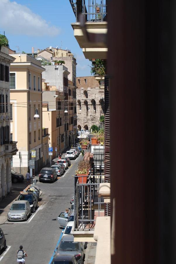 Nuances The Colosseum Apartment ローマ エクステリア 写真